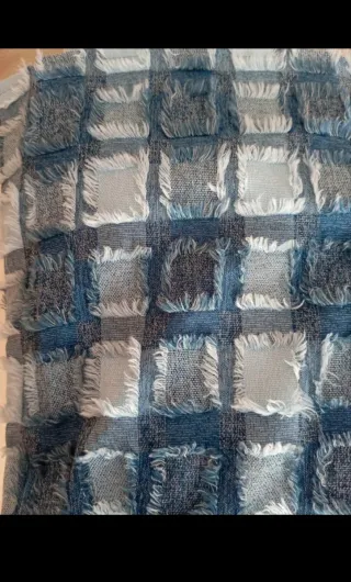 Minifalda cuadros azules desflecada