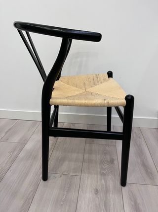 Silla Diseño Madera y Rattan Negra Imitación CH24