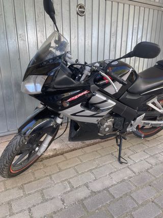 Honda CBR 125 R