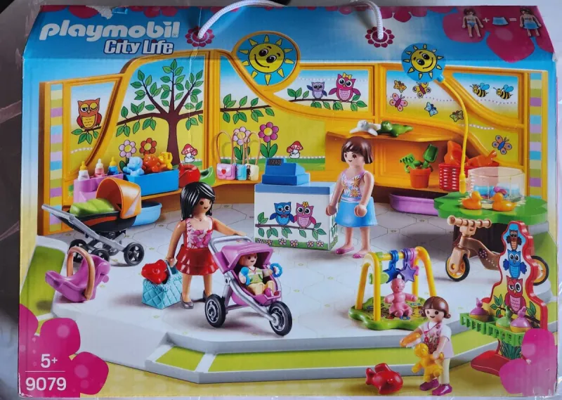 PLAYMOBIL 9079 City Life – Tienda Para Bebés Con 4 Figuras, 2 Cochecitos Y 91 Accesorios | Juego De 95 Piezas Para Niños A Partir De 5 Años
