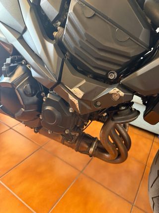Kawasaki Z800 E Negra A2 2016
