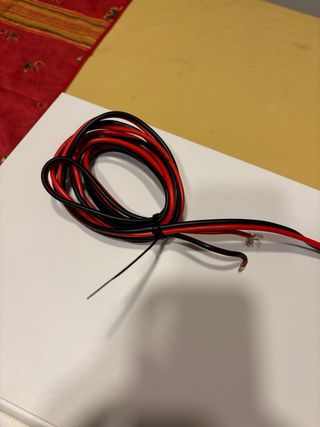 Altavoz central Auna color blanco roto