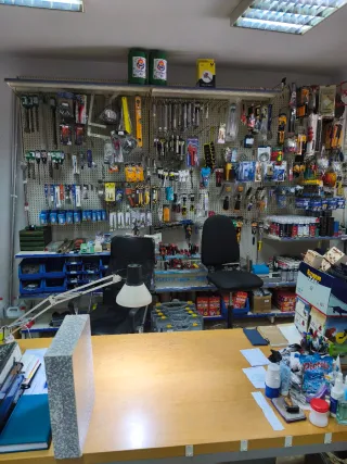 Mobiliario Ferretería