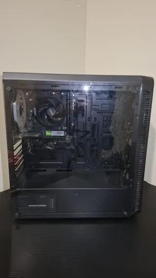PC Gaming AMD Ryzen 5 5600G/32GB/1TB SSD