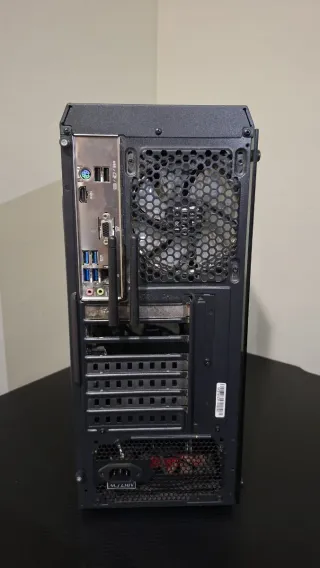 PC Gaming AMD Ryzen 5 5600G/32GB/1TB SSD