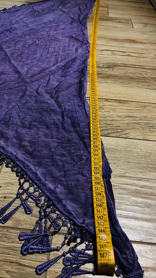 Foulard viola con frange