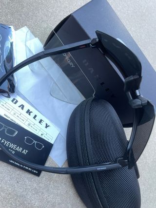 Occhiali da sole Oakley Sutro Lite Sweep