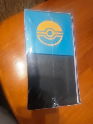 Caja Entrenador Élite Héroes Ascendentes