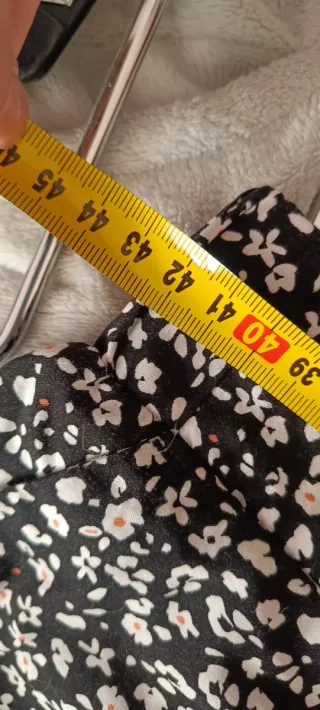 Bermudas mujer florecitas talla 44