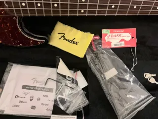 Bajo Fender Jazz Bass USA Sunburst + Funda