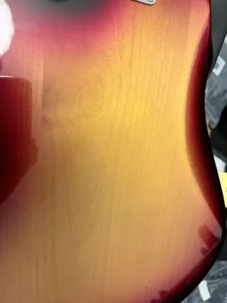 Bajo Fender Jazz Bass USA Sunburst + Funda