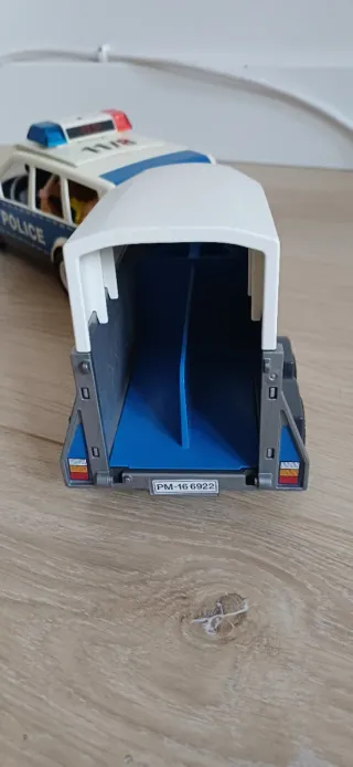 Coche Policía Playmobil con Accesorios