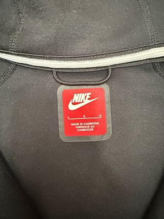 Sudadera Nike Tech Fleece - Gris/Negro (Talla L)