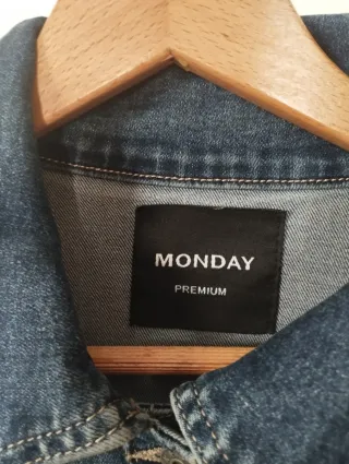Cazadora vaquera Monday Talla L