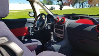 Peugeot 107 2006