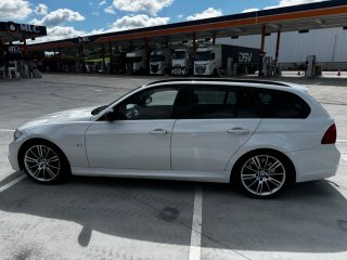 BMW Serie 3 2011 330d