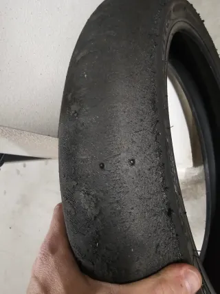 Neumático delantero slick moto 120/60/r17