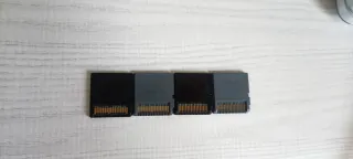 Consolle Nintendo DS Lite grigia con giochi Pokémon