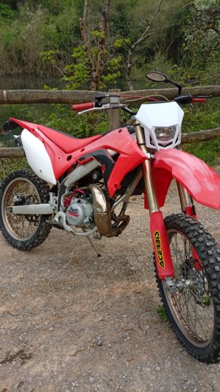 Honda HM CRE Six Competición