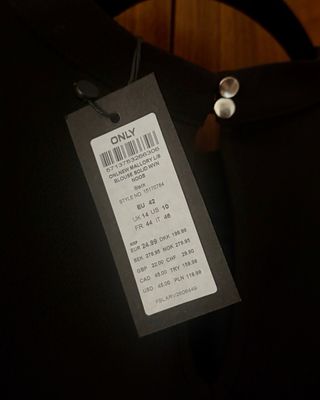 Blusa Only Negra Manga Larga