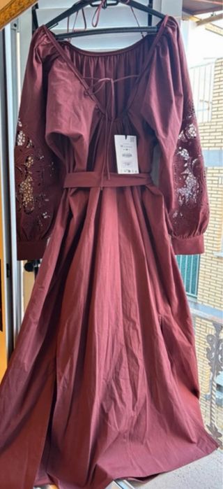 Vestido Zara Rojo Bordado
