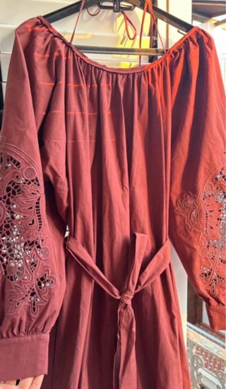 Vestido Zara Rojo Bordado