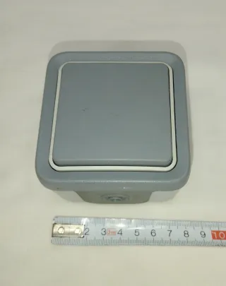 5 Interruptores Estancos Legrand Superficie