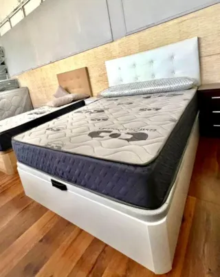 Canapé colchón armario cabecero sofá cómoda mesita