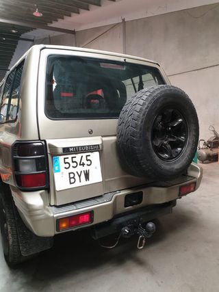 Mitsubishi Montero 2002