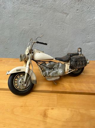 Furgoneta Decorativa Flores y moto hojalata