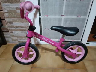 Bicicleta de equilibrio Chicco rosa