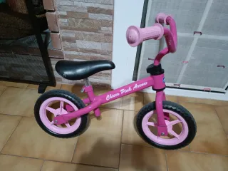 Bicicleta de equilibrio Chicco rosa