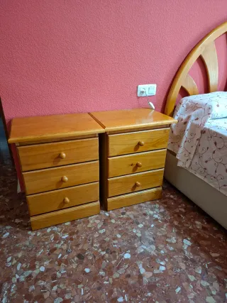 2 Mesitas de noche