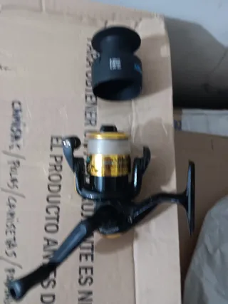 Lote pesca: 3 maletines y 3 estuches incluidos