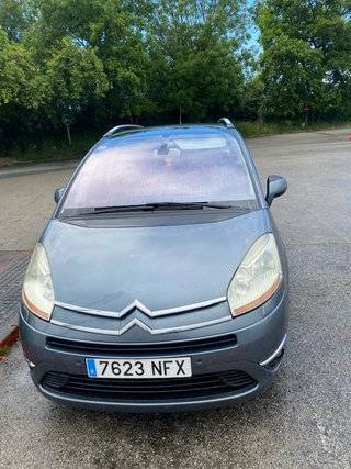 Citroen C4 Picasso 2009.  24/12/2009