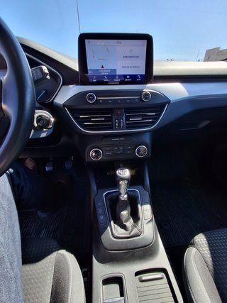 Ford Focus Turnier Cool & Connect/1.Hand/ Navi/PDC