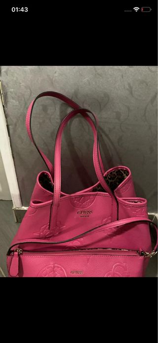 Borsa Guess Rosa con Pochette