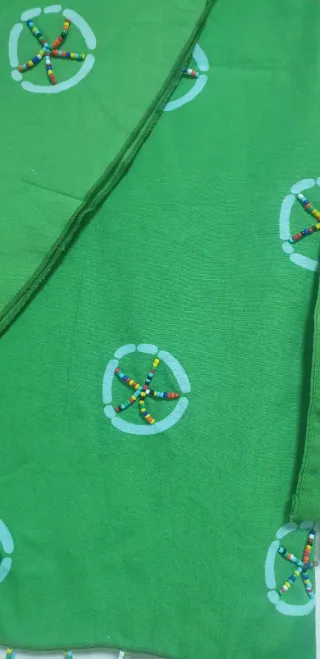 Pareo Mujer Verde con Cuentas