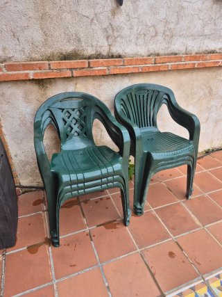 Mesa de exterior extensible. + 5 Sillas