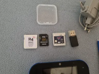 Nintendo 2DS + tarjetas