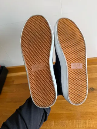 Botines Zara ante azul y borreguito T.38