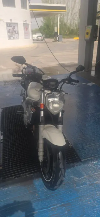 Yamaha FZ6 98CV Blanca