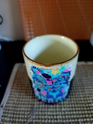 Exclusiva taza de Derpy + pin