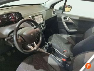 Peugeot 2008 Signature BlueHDi 73KW (100CV)