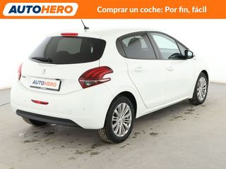 Peugeot 208 1.2 PureTech Signature