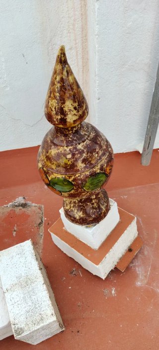 Remates de cerámica, pináculos o bolas de remate