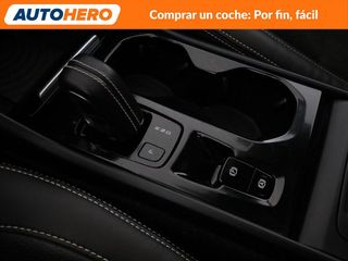 Volvo XC40 2.0 T5 R-Design AWD