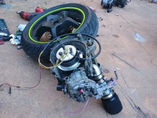 Yamaha Jog RR preparada