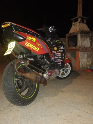 Yamaha Jog RR preparada