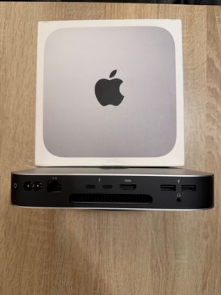Mac mini M2 8GB 256GB impecable con caja